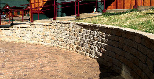 Home using Newcroft retaining wall